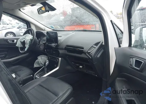 2022 Ford Ecosport Titanium z USA, uszkodzony, nr VIN MAJ6S3KL6NC475743